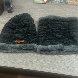 Black and Gray Knit Beanie and Scarf Set